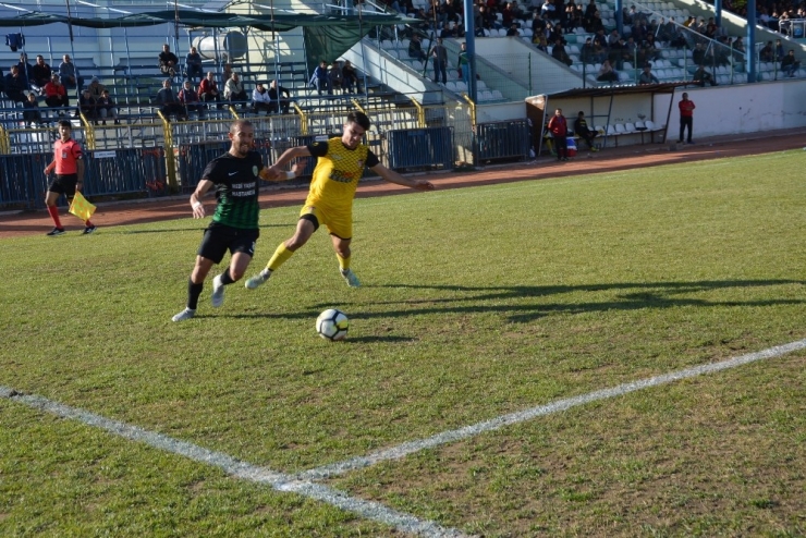 Korkuteli Belediye Spor, Payallarspor’u 1-0 Yendi