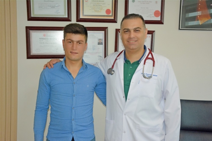 22 Yaşında Kalbinin Delik Olduğunu Öğrendi