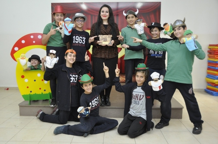 Gkv’li Öğretmene Eni İyi Kadın Oyuncu Ödülü