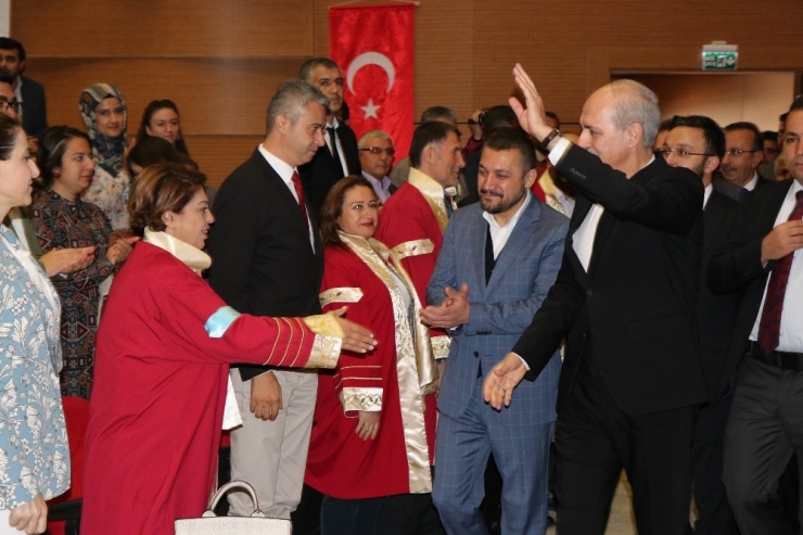 Ak Parti Genel Başkan Vekili Kurtulmuş: "Türkiye’nin İleriye Gitmesi Gençlerin Elindedir”