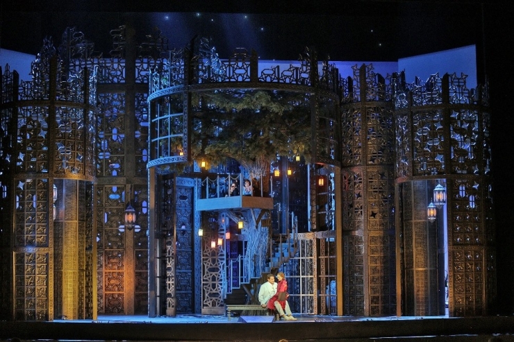 Opera Rüzgarı Kasım’da Da Sürüyor