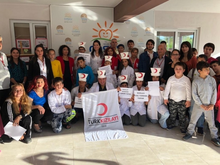 Ostaca’da Özel Öğrenciler Kızılay Haftası’nı Kutladı