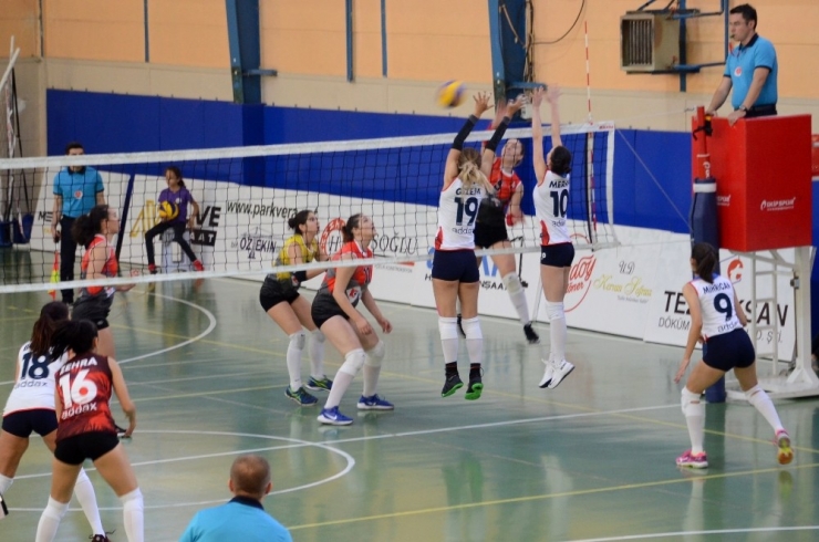 Filenin Sultanları Rakip Tanımıyor