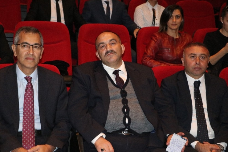 İşkur Genel Müdürü Uzunkaya: “Büyümeliyiz Ama İstihdamla Büyümeliyiz”