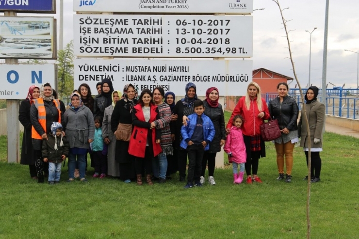 Belediye Tesislerine Vatandaş Ziyareti Sürüyor