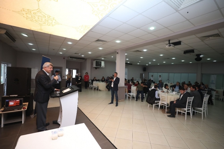 Kocaeli’de Görme Engellilerin Sorunları Tartışıldı