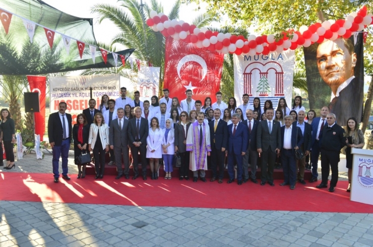 Köyceğiz’de Akademik Yıl Törenle Başladı