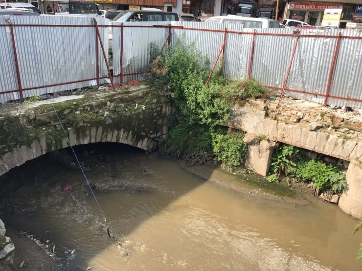 Bin 500 Yıllık Köprünün Kaderi Merak Konusu