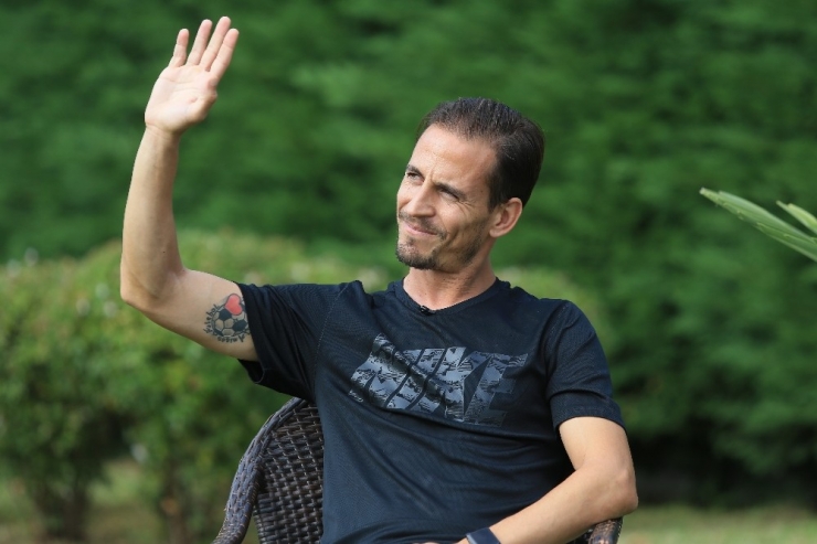 Soğuk Suda Üşüyünce Futbolcu Olmaya Karar Vermiş