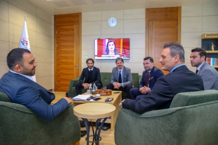 Alpay Özalan’dan Yerlikaya’ya Ziyaret