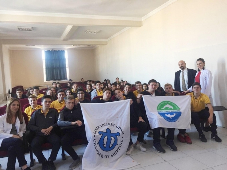 Turmepa-deniz Temiz Derneği’nden Ayvalıklı Öğrencilere Anlamlı Ders