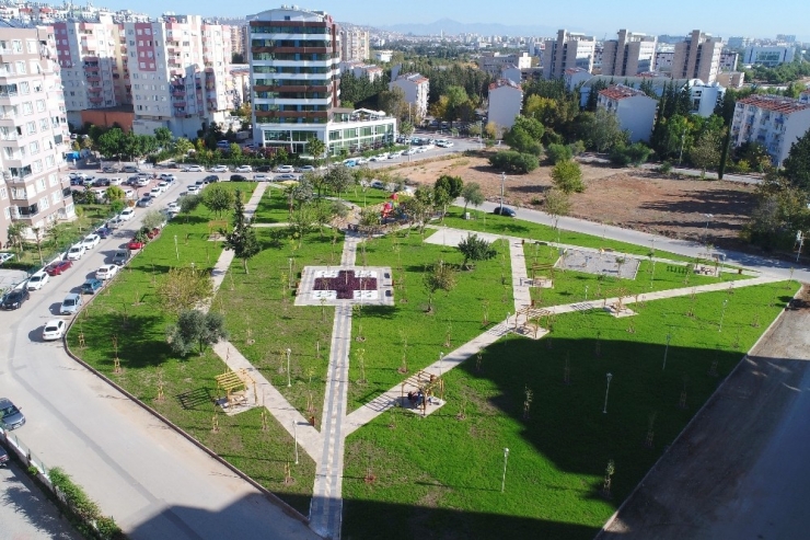 Konyaaltı Siteler Mahallesi’nde Çocuk Bahçesi Hizmete Açıldı