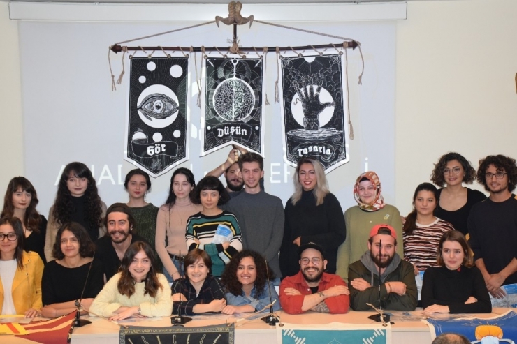 "Güzel Sanatlar Fakültesinde "10. Uluslararası Kaligrafi Ve Tipografi Çalıştay Sunumu"