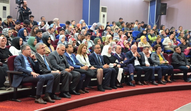 Erenler’de ‘Disleksi Farkındalığı’ Konferansı Düzenlendi
