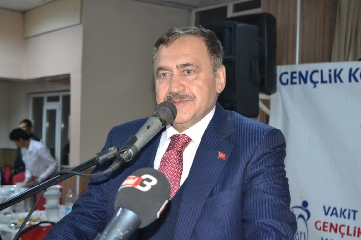 Eski Bakan Veysel Eroğlu: "Dünyanın En Büyük Siyasi Organizasyonu Ak Parti’dir"