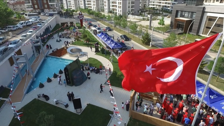 Temalı Park’lar İzmit’e Kazandırıldı