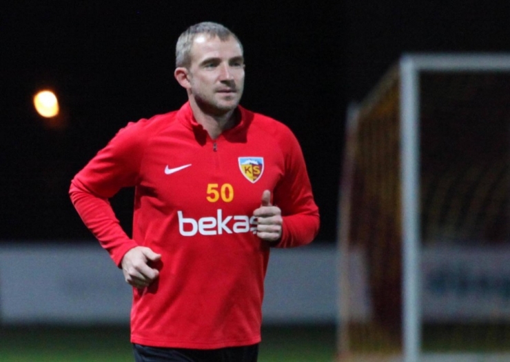 Oleksandr Kucher 11’de Başlayacak