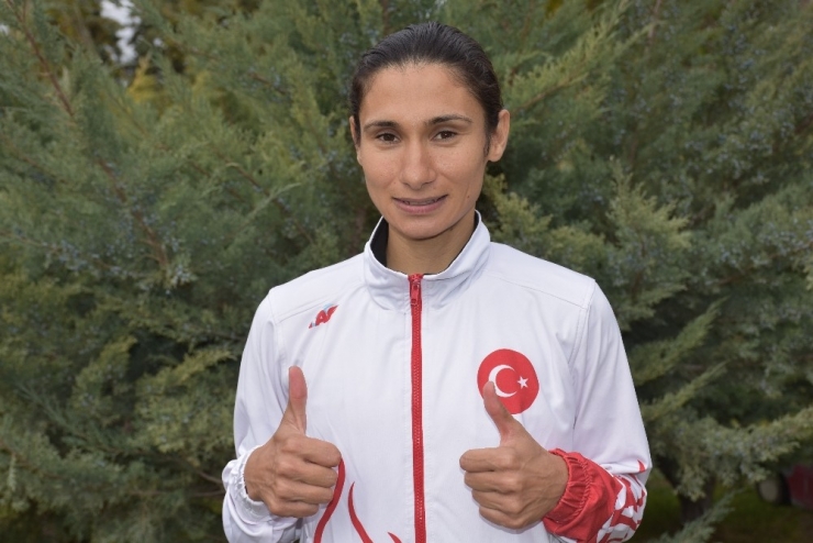 Milli Atlet Esma Aydemir, 2020 Tokyo Olimpiyatları’nda Yarışacak
