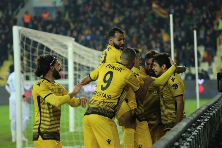 Spor Toto Süper Lig: E. Yeni Malatyaspor: 5 - Trabzonspor: 0 (Maç Sonucu)