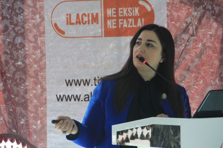 Hakkari’de "Akılcı İlaç Kullanımı" Toplantısı