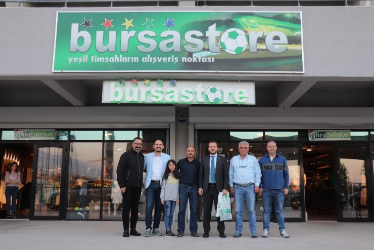 Ahmet Kılıç’tan Bursaspor Taraftarlarına Lisanslı Ürün Alımı Çağrısı