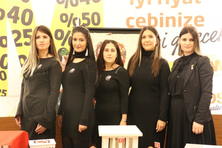 Anaokulu Velilerinden 10 Kasım Sergisi