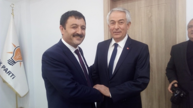 Itso Başkanı Başdeğirmen Görevinden İstifa Ederek, Ak Parti’den Aday Adaylığı Başvurusunda Bulundu