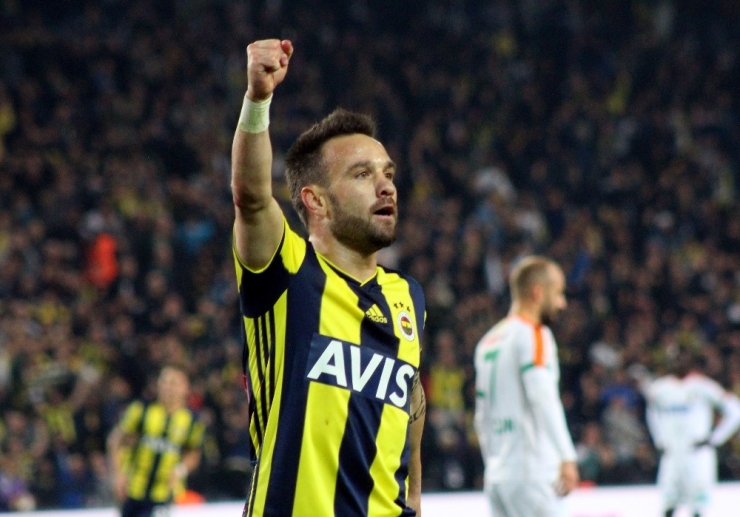 Valbuena’ya Sevgi Seli