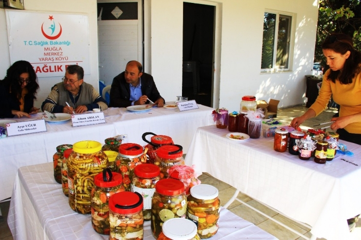 Menteşe’de Reçel Ve Turşular Yarıştı
