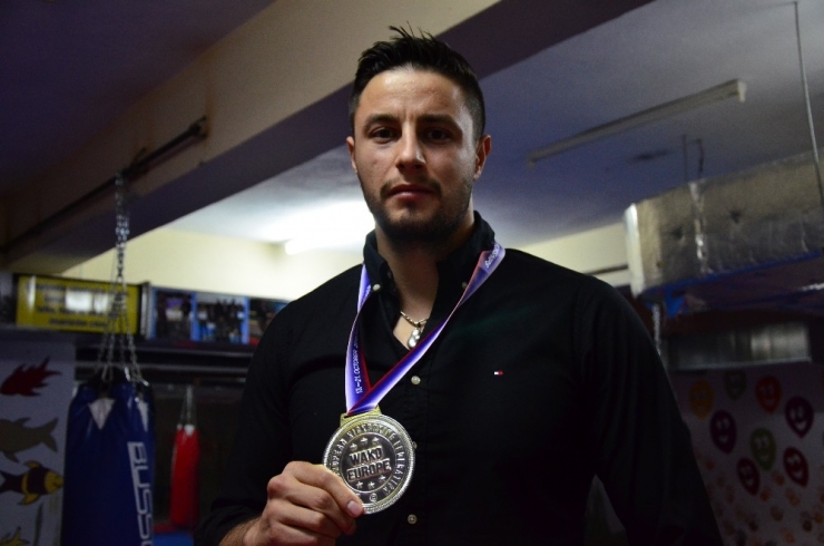 Avrupa İkincisi Adanalı Sporcu Destek Bekliyor