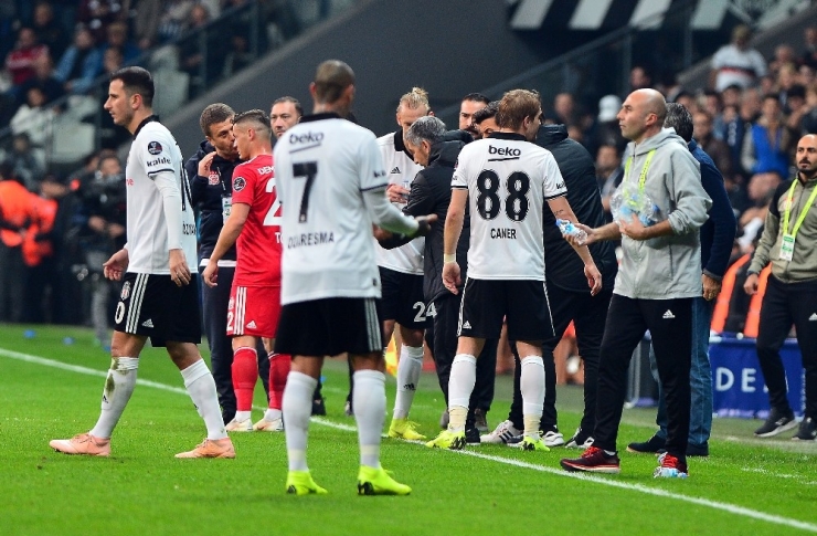 Spor Toto Süper Lig: Beşiktaş: 1 - Dg Sivasspor: 1 (İlk Yarı)