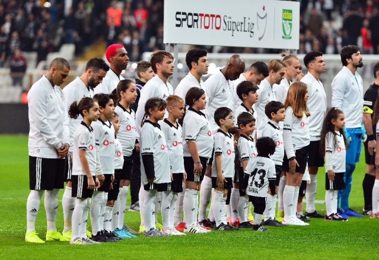 Spor Toto Süper Lig: Beşiktaş: 1 - Dg.sivasspor: 1 (Maç Devam Ediyor)