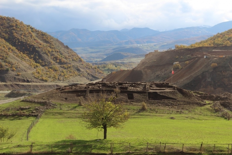3 Bin Yıllık Askeri Karargah Tamamen Ortaya Çıktı