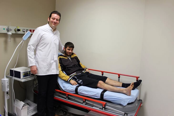 Doku Nakli İle Yanık İzleri, Parmaklarının Şekil Bozukluğundan Kurtuldu