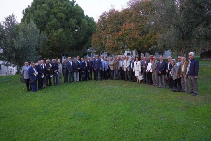 Rektör Budak, Egeli Emektarlarla Buluştu