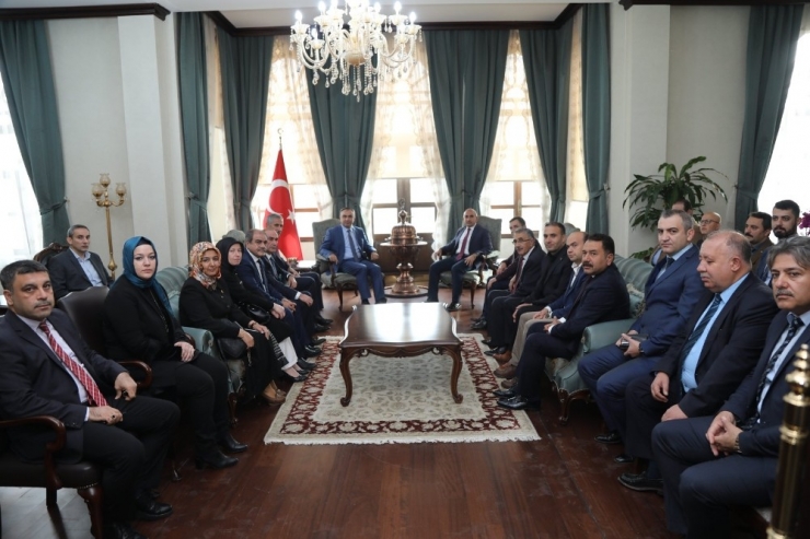 Belediye Başkanı Kara’dan Vali Soytürk’e Hoş Geldin Ziyareti