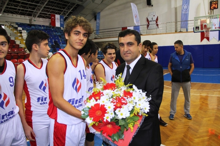 Okul Sporları Genç Erkekler Basketbol Müsabakaları Başladı