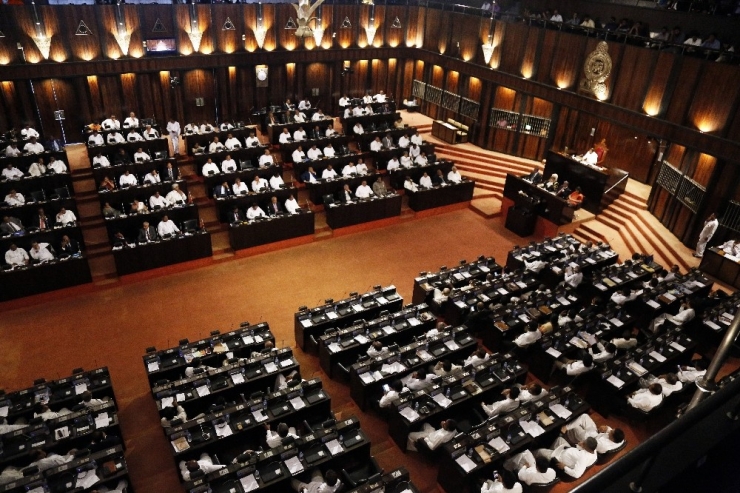 Sri Lanka’da Yeni Başbakan Güvenoyu Alamadı, Ülke Siyasi Krizde