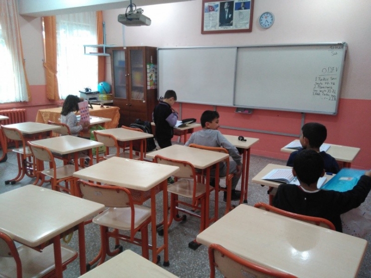 Şuhut’ta Öğrenciler İyep Kursuna Katılıyor