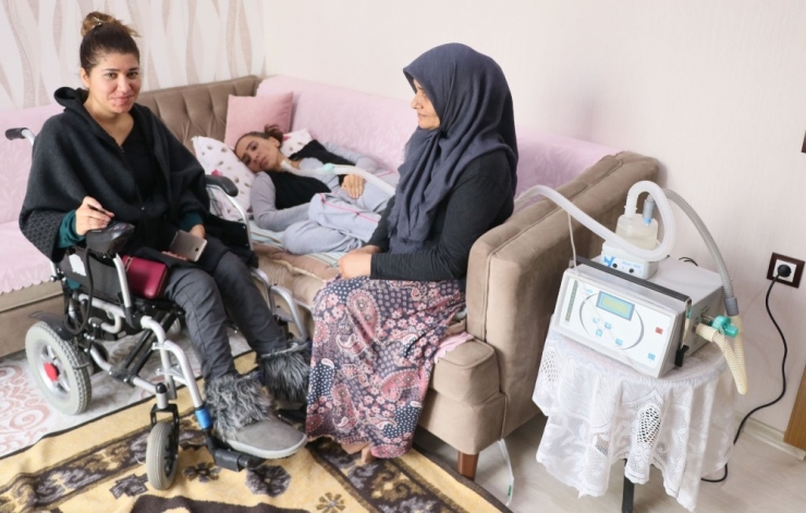 Kas Hastası Merve Günden Güne Eriyor