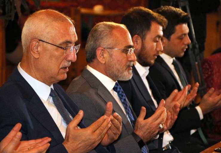 Başdanışman Topçu, Ahıska Türklerinden Bahsederken Gözyaşlarına Hakim Olamadı