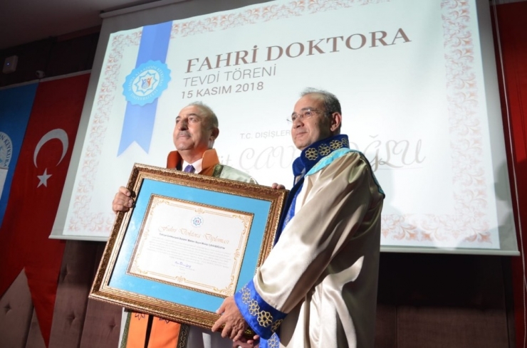 Dışişleri Bakanı Mevlüt Çavuşoğlu:” Bizler Türk Dış Politikamız İçin Elimizden Gelen Her Şeyi Yapıyoruz”