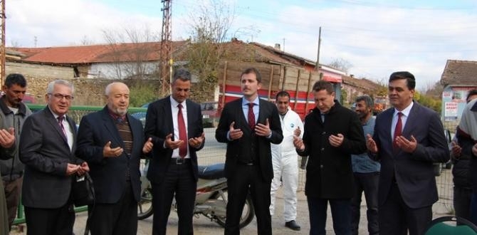 Pazaryeri’nde 12 Çiftçiye 5’er Büyükbaş Hayvan Hibe Edildi