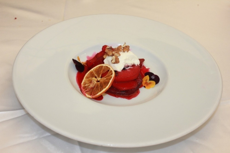 Birincilik Ödülü Tatlı Tabağıyla Geldi