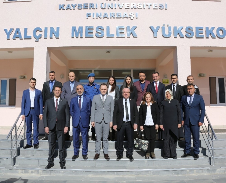 Kayü Rektörü Karamustafa, Pınarbaşı Suna Yalçın Myo’da İncelemelerde Bulundu