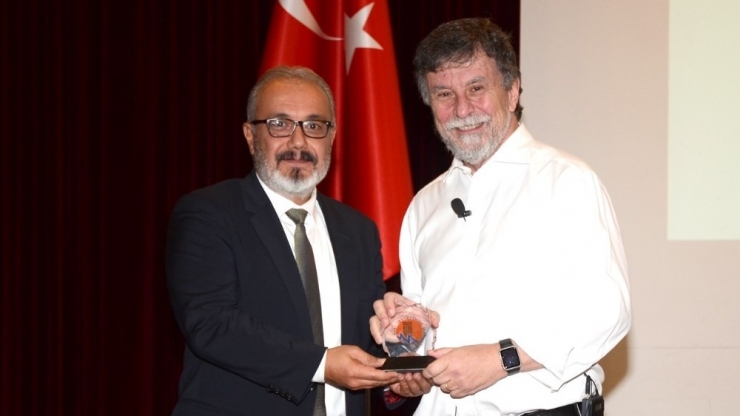 Meü’de "Daha Yeni Başlıyor" Konferansı