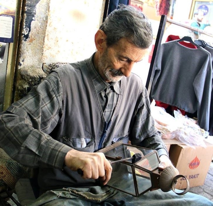 Tarihe Karışan Meslek: Fanusçuluk