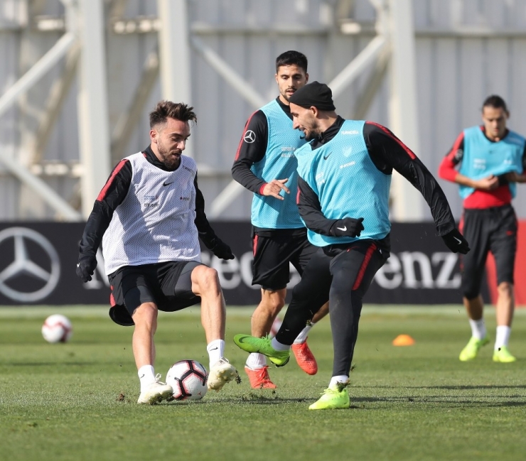 A Milli Futbol Takımı, Ukrayna Maçının Hazırlıklarına Başladı