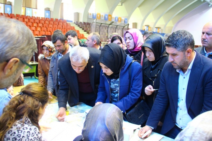 Aydın’da Ak Partililer Temayüle Akın Etti