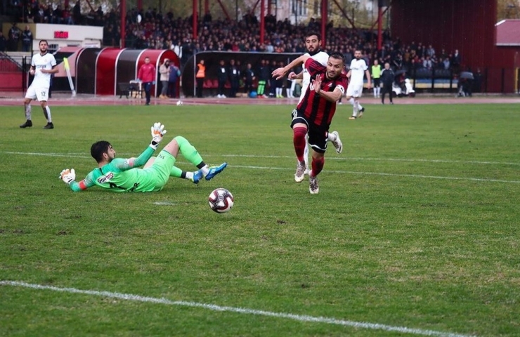 Tff 2. Lig, Utaş Uşakspor:0 - Kastamonuspor 1966:2